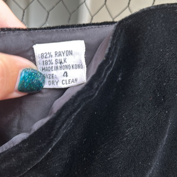 Vintage Albert Nipon Black Velvet Strapless Gown - Picture 5 of 16